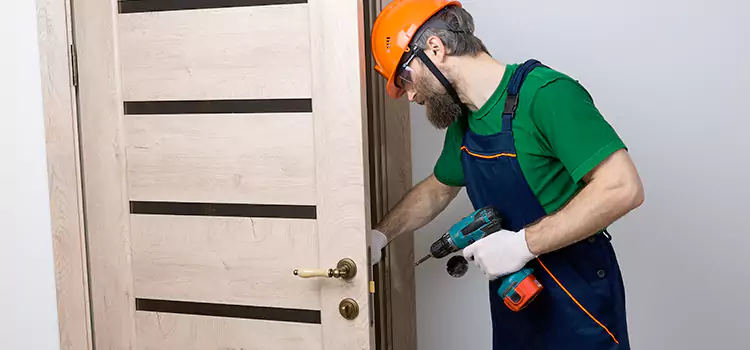 Replace Internal Door Handle with Lock Bartlett